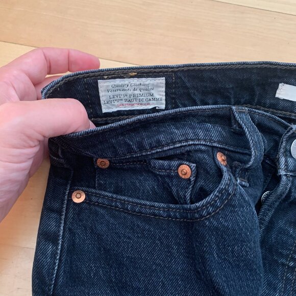 Levi wedgie jeans - Picture 3 of 4